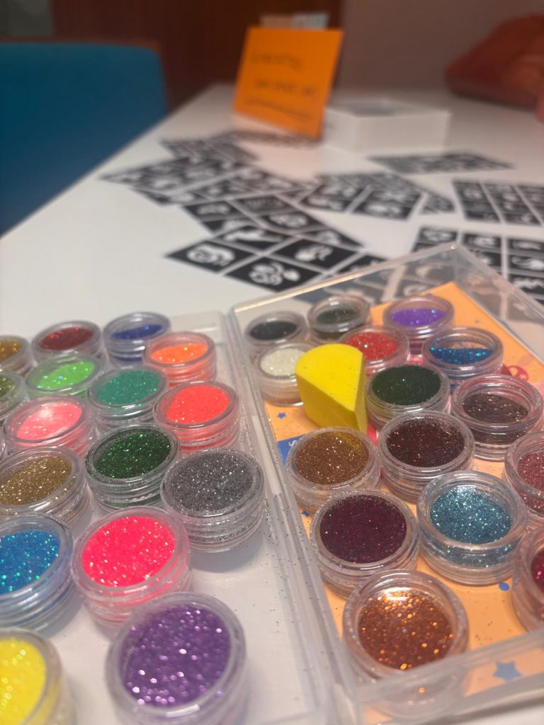 Fellbacher Herbst, Glitzertatoos